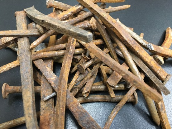 shop116-pulling-rusty-nails-1