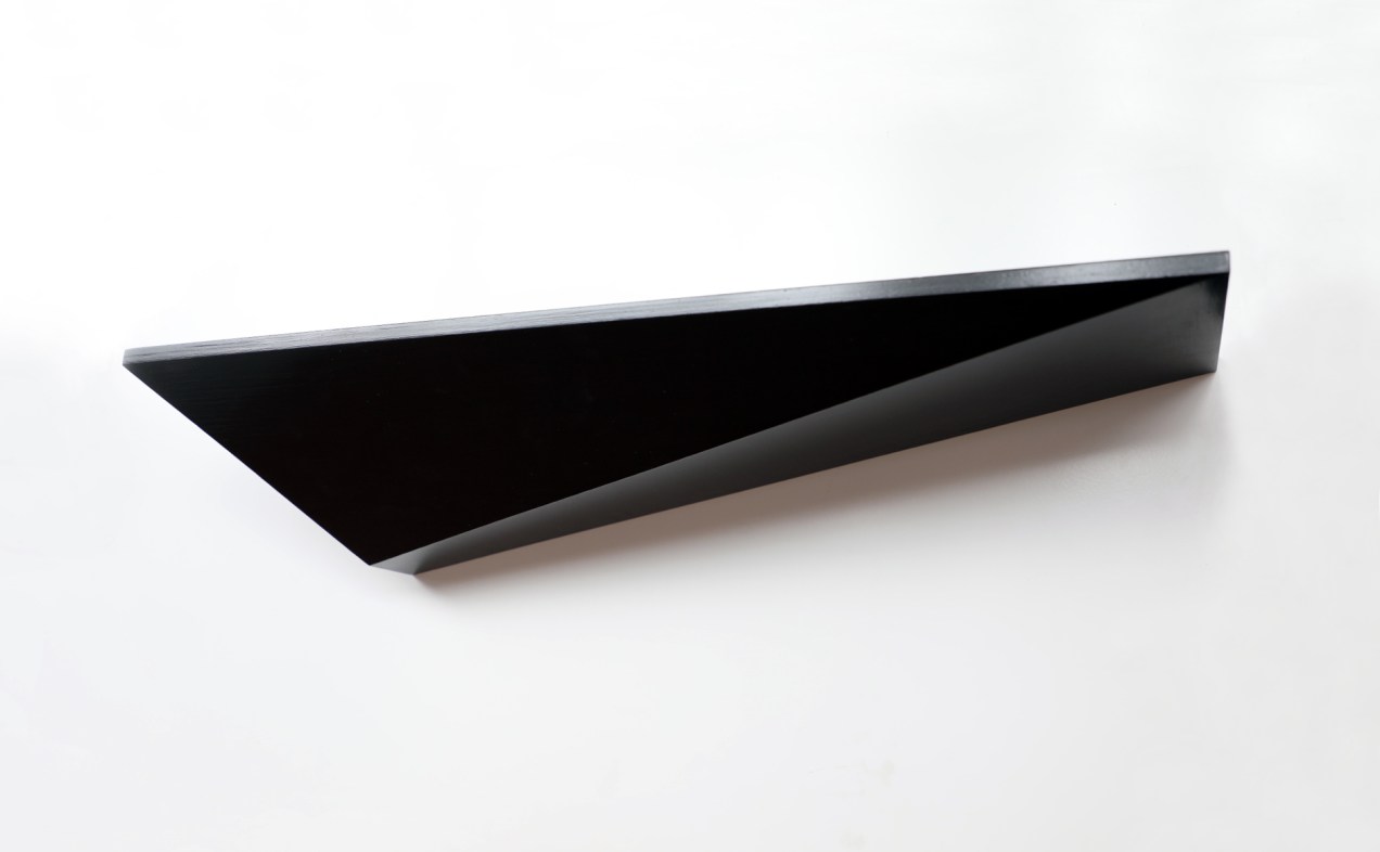 shop116 - Magnetic Display Shelf 3